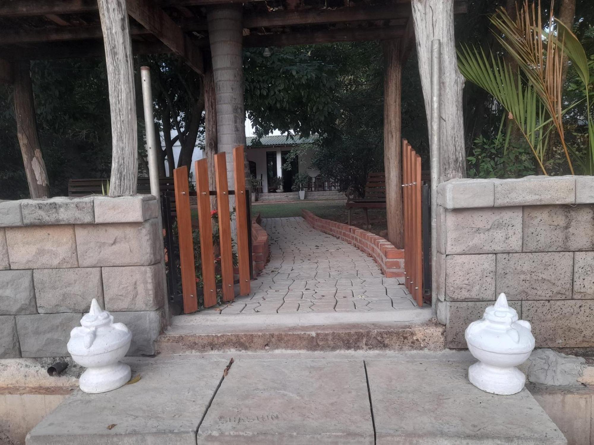 Shashin Lake Resort Dambulla Kültér fotó