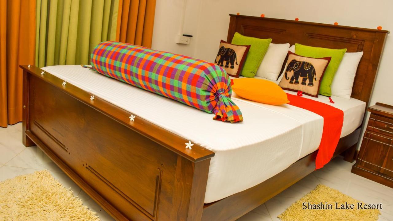 Shashin Lake Resort Dambulla Kültér fotó