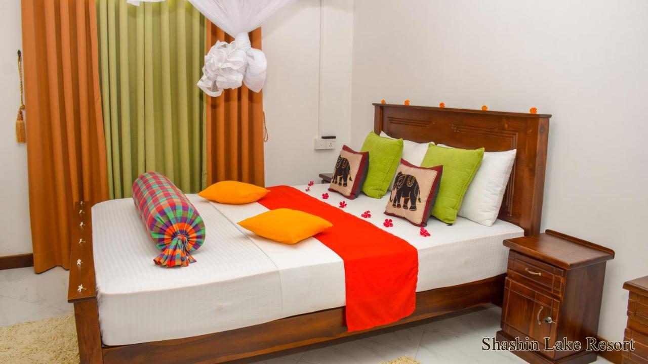 Shashin Lake Resort Dambulla Kültér fotó